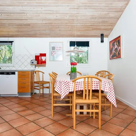 8 Person In Ringk Bing Holiday home Norby (Ringkobing-Skjern)